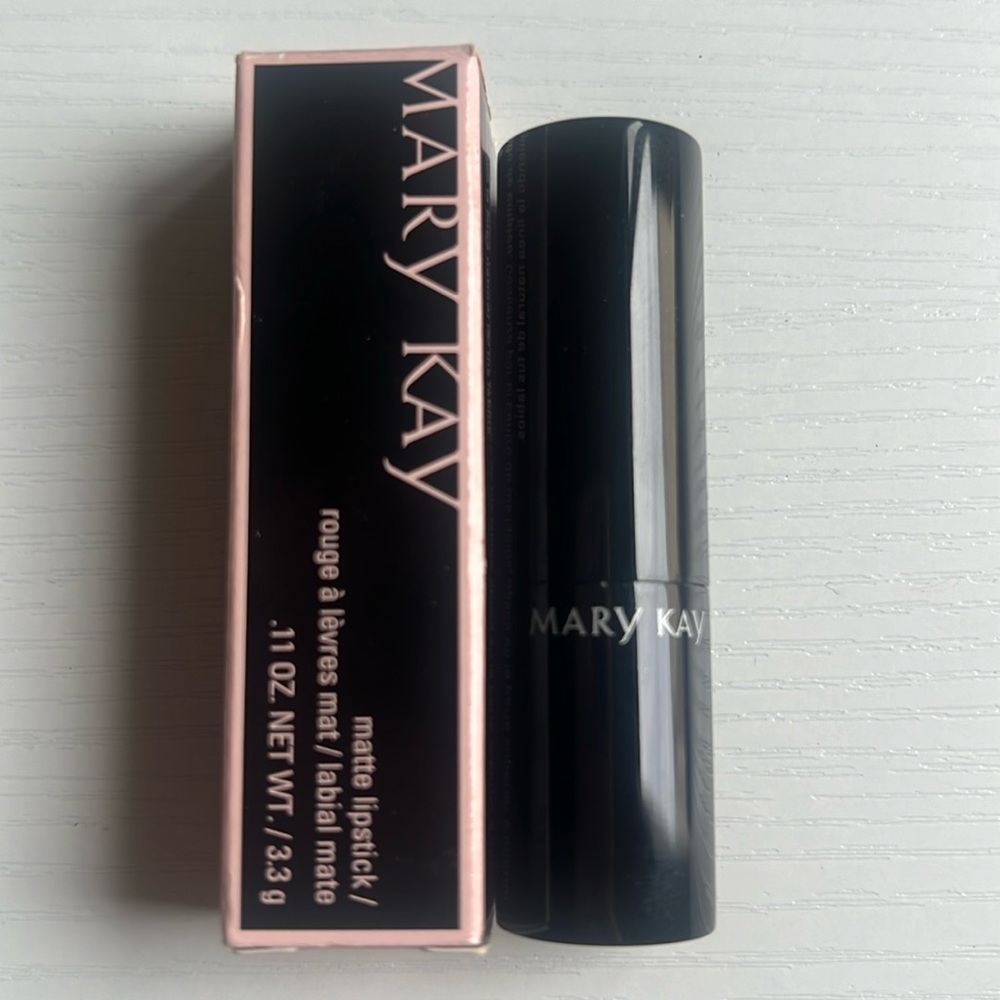 Matte Lipstick Mary Kay NEW